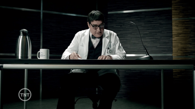 Monday Mornings s01e01