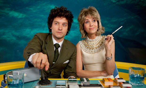 Tobey Maguire - Kristen Wiig - The Spoils of Babylon - IFC